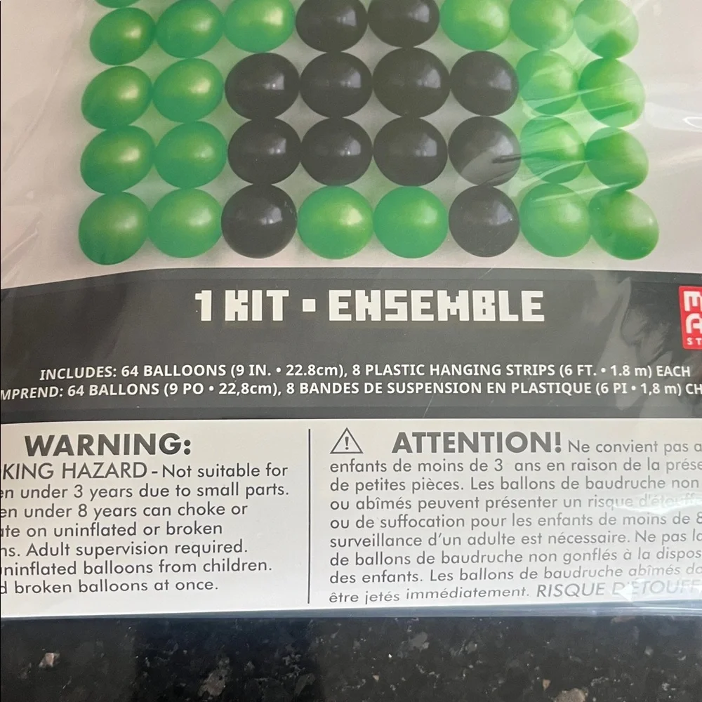 Minecraft 6’ Balloon Decoration Kit